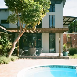 Homestay 9 Windsor House, Tokai